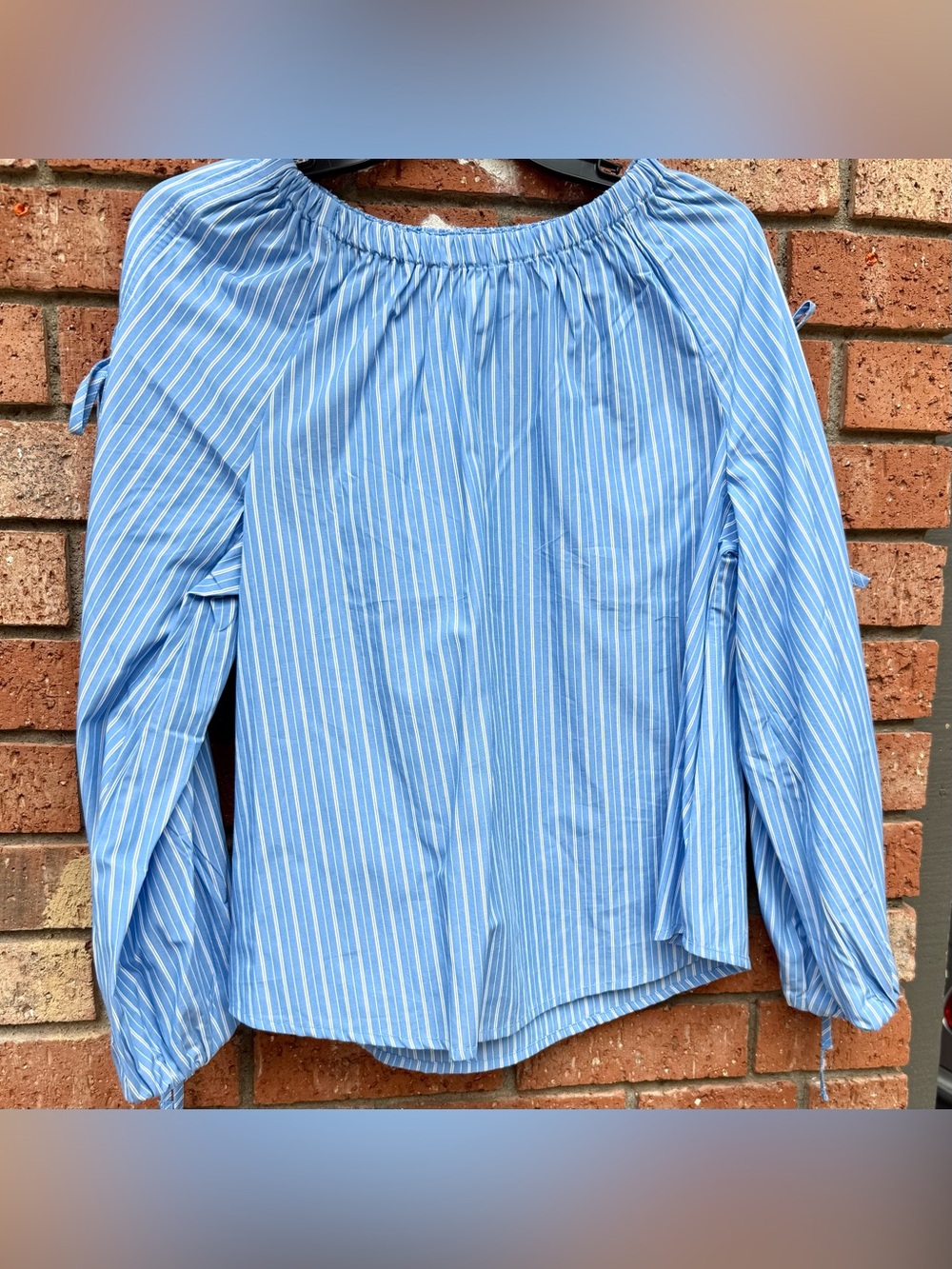 Free Assembly Women Size L Pin Stripe Long Sleeve Slit Bow Ties Blouse NWT